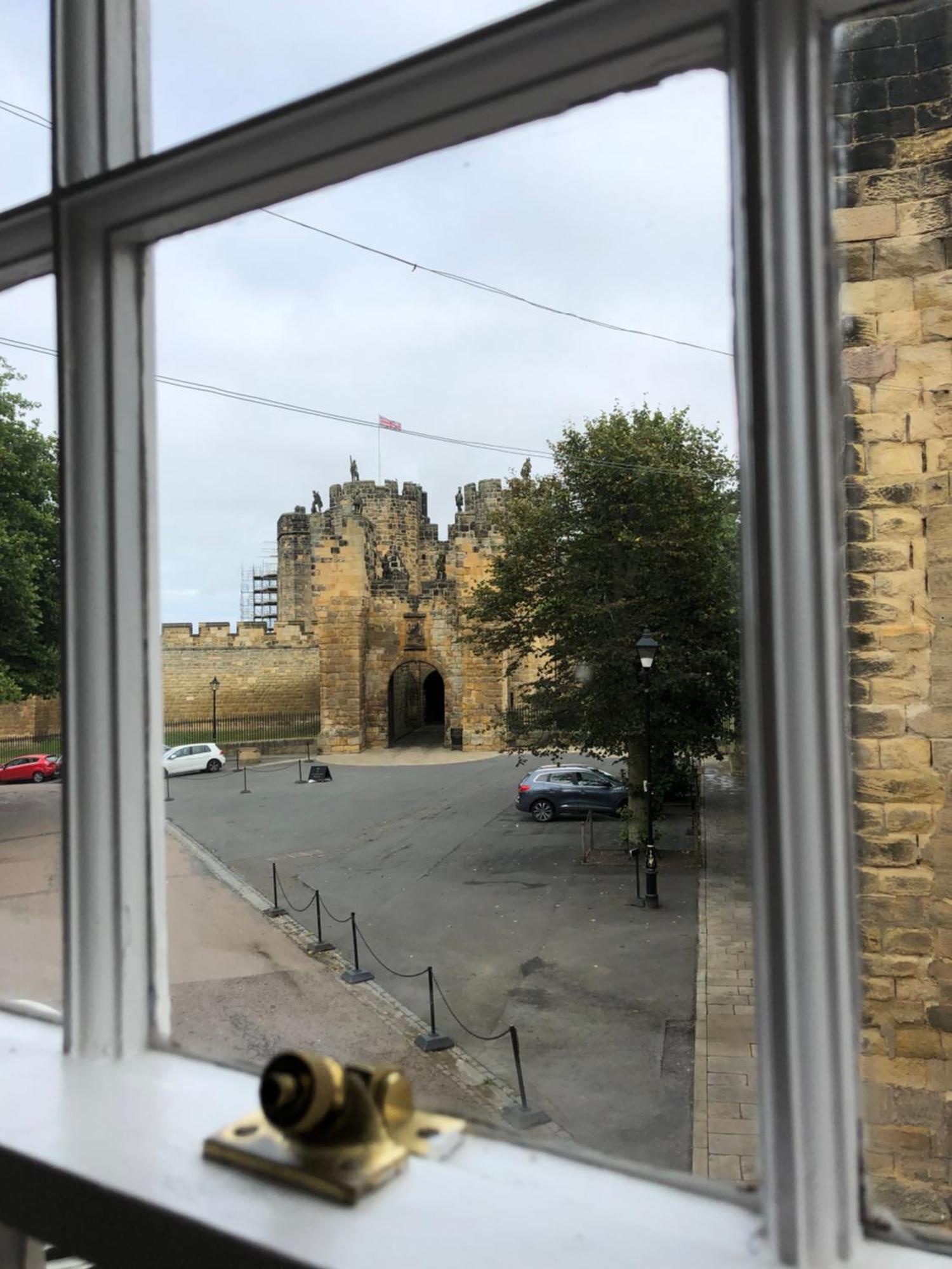 Lionsgate View - Luxury Apartment Opposite Alnwick Castle Екстер'єр фото